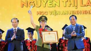 3 thủ khoa của các trường CAND được tuyên dương