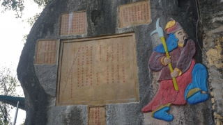 Di tích lịch sử Quốc gia Đền Quan Thánh bị xâm hại nghiêm trọng