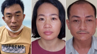 Ngụy trang hơn 2,5 tạ pháo trong xe chở hoa quả để tuồn qua cửa khẩu