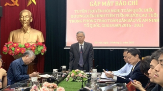 Vinh danh 130 người cao tuổi tiêu biểu trong phong trào toàn dân bảo vệ ANTQ