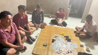 Liên tiếp triệt xóa các sới bạc ở vùng quê miền Tây