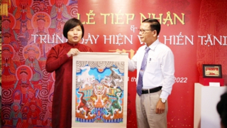 Trưng bày hiện vật tranh dân gian đặc biệt do các nghệ nhân hiến tặng