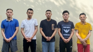 Phát hiện 5 thanh niên tàng trữ loại ma túy mới