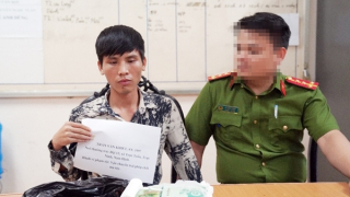 Vận chuyển gần 2kg ma túy đá với tiền công 1,5 triệu đồng