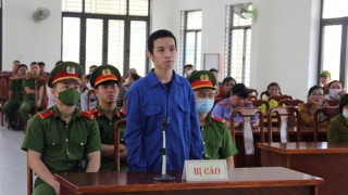 Nghịch tử đánh mẹ cướp tài sản lãnh án 29 năm tù