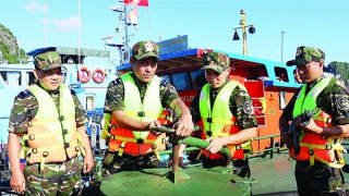 Những thủ đoạn buôn lậu xăng dầu trên biển