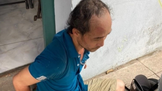 Cảnh sát trên đường đi công tác khống chế tên cướp có hung khí