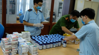 Tăng cường chống buôn lậu qua cảng hàng không quốc tế