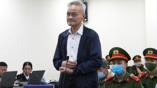 "Om" hơn 3,8 triệu USD là tư túi hay vì tập thể?