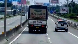 Đi vào làn dừng khẩn cấp còn “vờn” CSGT