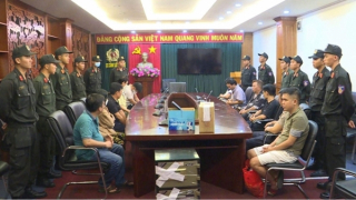 Tạm giữ 12 đối tượng trong đường dây đánh bạc hàng chục nghìn tỷ đồng