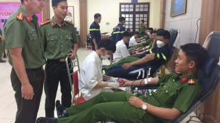 Hơn 300 đoàn viên thanh niên Công an Quảng Trị tham gia “Ngày hội xuân hồng”