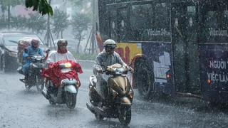 Mưa giông khắp ba miền