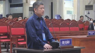 “Đại án” 200 triệu lít xăng lậu:  "Ông trùm" xin giảm nhẹ hình phạt cho người tình