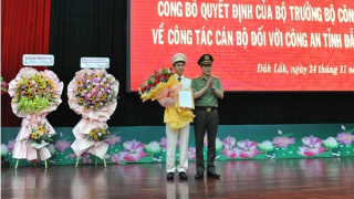 Trao quyết định bổ nhiệm Phó Giám đốc Công an tỉnh Đăk Lắk