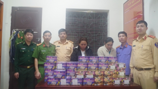 Triệt xóa đường dây pháo lậu từ biên giới Việt - Lào