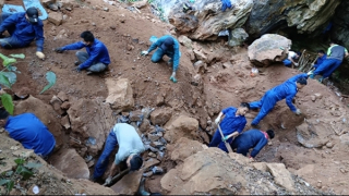 Quy tập 11 bộ hài cốt liệt sĩ quân tình nguyện Việt Nam tại Campuchia