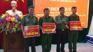 Bộ Công an khen thưởng thành tích thu giữ 30kg ketamin và 12.150 viên ma túy