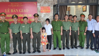 Cụm thi đua số 7 Bộ Công an trao nhà nghĩa tình đồng đội tại Bình Định