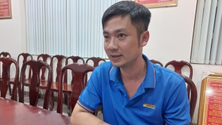 Thuê xe tự lái rồi làm giả giấy tờ đem đi cầm cố