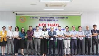 Kết nối nhà trường - trung tâm - doanh nghiệp trong xuất khẩu lao động