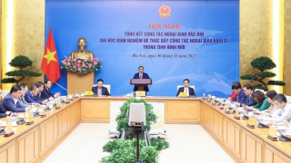 Thủ tướng chủ trì Hội nghị trực tuyến tổng kết công tác ngoại giao vaccine