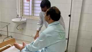 Nam bệnh nhân phải cấp cứu sau khi ăn cá chình ở Côn Đảo