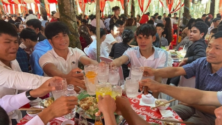 Đám cưới “3 không”