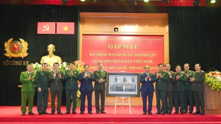 Bộ Công an - Bộ Quốc phòng gặp mặt kỷ niệm 78 năm ngày thành lập Quân đội nhân dân Việt Nam