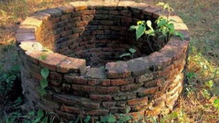 Phát hiện người cha cùng con gái hai tuổi chết dưới giếng nước