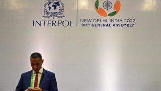 Sự cần thiết của Cảnh sát vũ trụ ảo