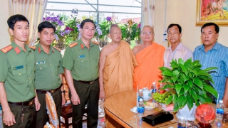 Vì bình yên của những phum, sóc