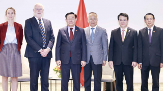 Chủ tịch Quốc hội tiếp lãnh đạo các tập đoàn, công ty của New Zealand