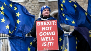 Anh: “Cơn đau đầu” Brexit quay trở lại