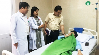 Nguyên nhân khiến hàng trăm học sinh Trường Ischool Nha Trang ngộ độc thực phẩm