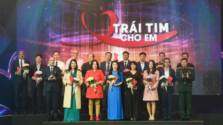 18 tỷ đồng ủng hộ trong đêm Gala kỷ niệm 14 năm Trái tim cho em