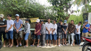 Livestream đá gà từ Campuchia cho các con bạc xem để tham gia cá cược