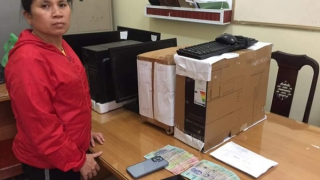 Bắt nữ đối tượng mỗi ngày mang 200 triệu đồng đi cá độ bóng đá