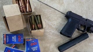 Bắt giữ đối tượng tàng trữ súng AK và hàng trăm viên đạn các loại