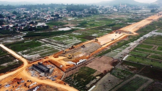 Giải ngân vốn đầu tư công tiếp tục điệp khúc “chậm”