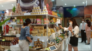 Nâng tầm hàng Việt trên kênh thương mại điện tử