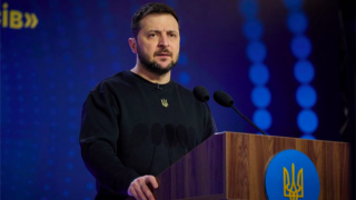 Tổng thống Ukraine điện đàm với ba người đồng cấp trong một ngày