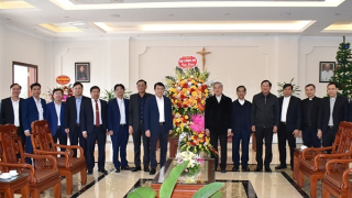 Lãnh đạo Bộ Công an chúc mừng các chức sắc, bà con Giáo dân, Tin lành nhân dịp Lễ Giáng sinh 2022