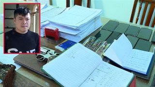 Thu giữ súng, kiếm trong đường dây cá độ bóng đá hơn 1.000 tỷ đồng