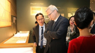 Triển lãm “Cầu Long Biên - Chứng nhân lịch sử” qua tài liệu lưu trữ