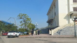 Mang xăng tới đốt tại trụ sở TAND TP Bắc Giang, cụ ông 82 tuổi bị bỏng nguy kịch