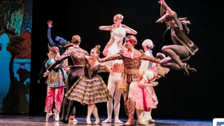 Nhà hát nào cho chính nhạc?