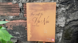 Ra mắt sách “Thư viết từ Hà Nội - Bom đã rơi trên hè phố thủ đô”