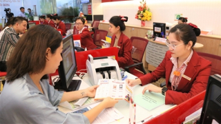 Ngân hàng phải giảm lãi suất để hỗ trợ doanh nghiệp