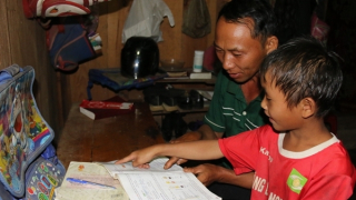 Vì sao gần 32 tỷ đồng tiền "máy tính cho em" chưa được giải ngân?